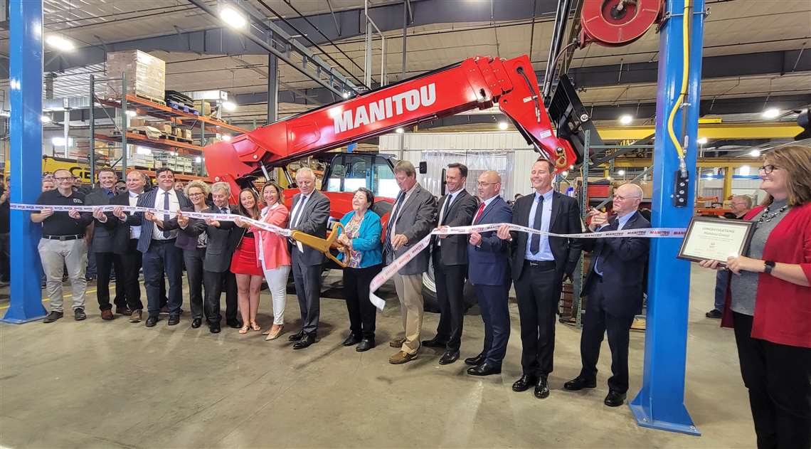 Manitou Yankton, SD ribbon cutting