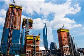 High-rise constructin in NYC (Image: Adobe Stock)