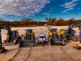 The Demex team and their machines on site on Wild Duck Island