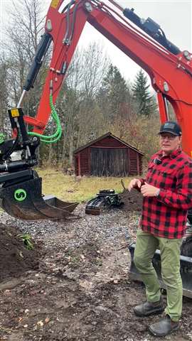 Stefan Stockhuas testing the new SQ40 on his own 6 tone excavator