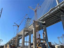 Gerald Desmond Bridge - girder removal operation