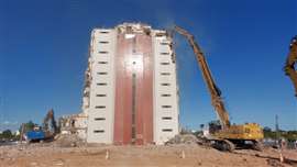 Fábio Bruno Construções' new CAT 395 UHR at work on the Maceio/Alagoas Project in Brazil