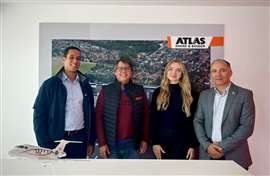 Left to right: Brahim Stitou, CEO Atlas Group; Thomas Valentin, Sales Director JT & Partners Ferrovias; Nicola Ostendorf, Sales Manager Atlas; Domenico D'Elia, Director of Sales Field Service & Dealer Development Atlas. 